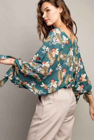 Eesome TK9560 Print Dolman Sleeve Top