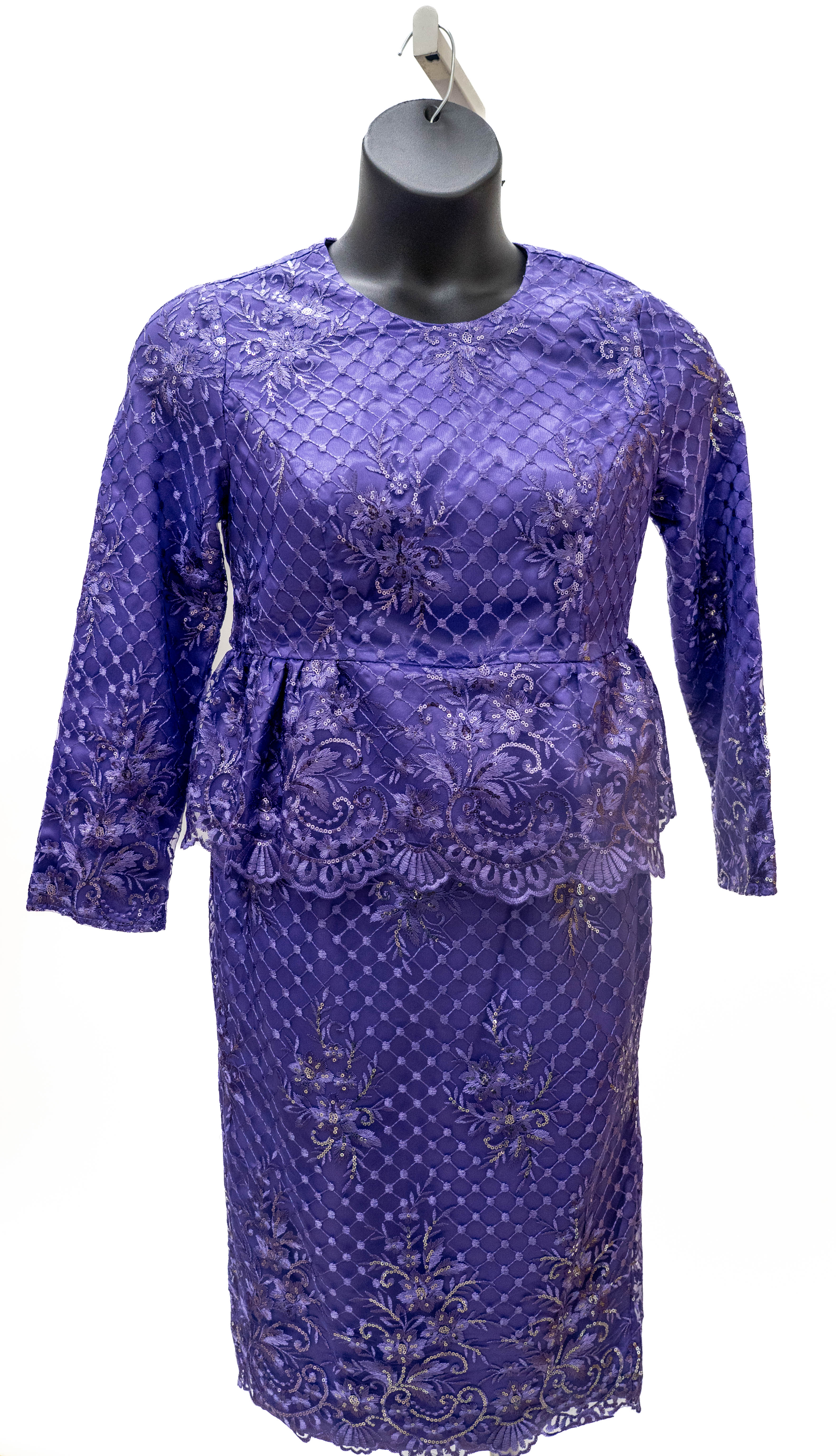 Ashro 100 Embellished Lace Skirt Suit
