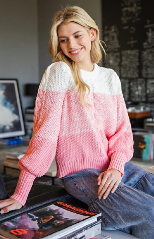 Eesome SG10336 Cable Knit Ombre Sweater