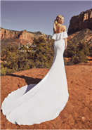 La Perle LP2014 Bridal Gown