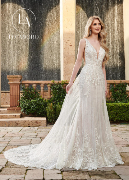 Lo' Adoro M790 Bridal Gown