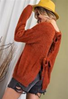 Eesome SK2270 Faux Fur Open Back Sweater