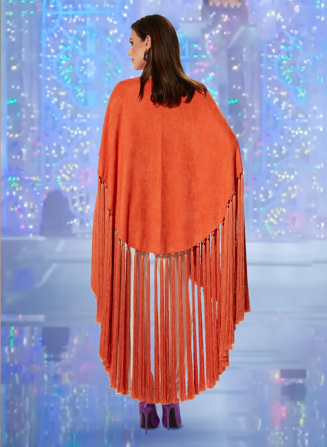 Love the Queen 17492 Faux Suede Fringe Cape