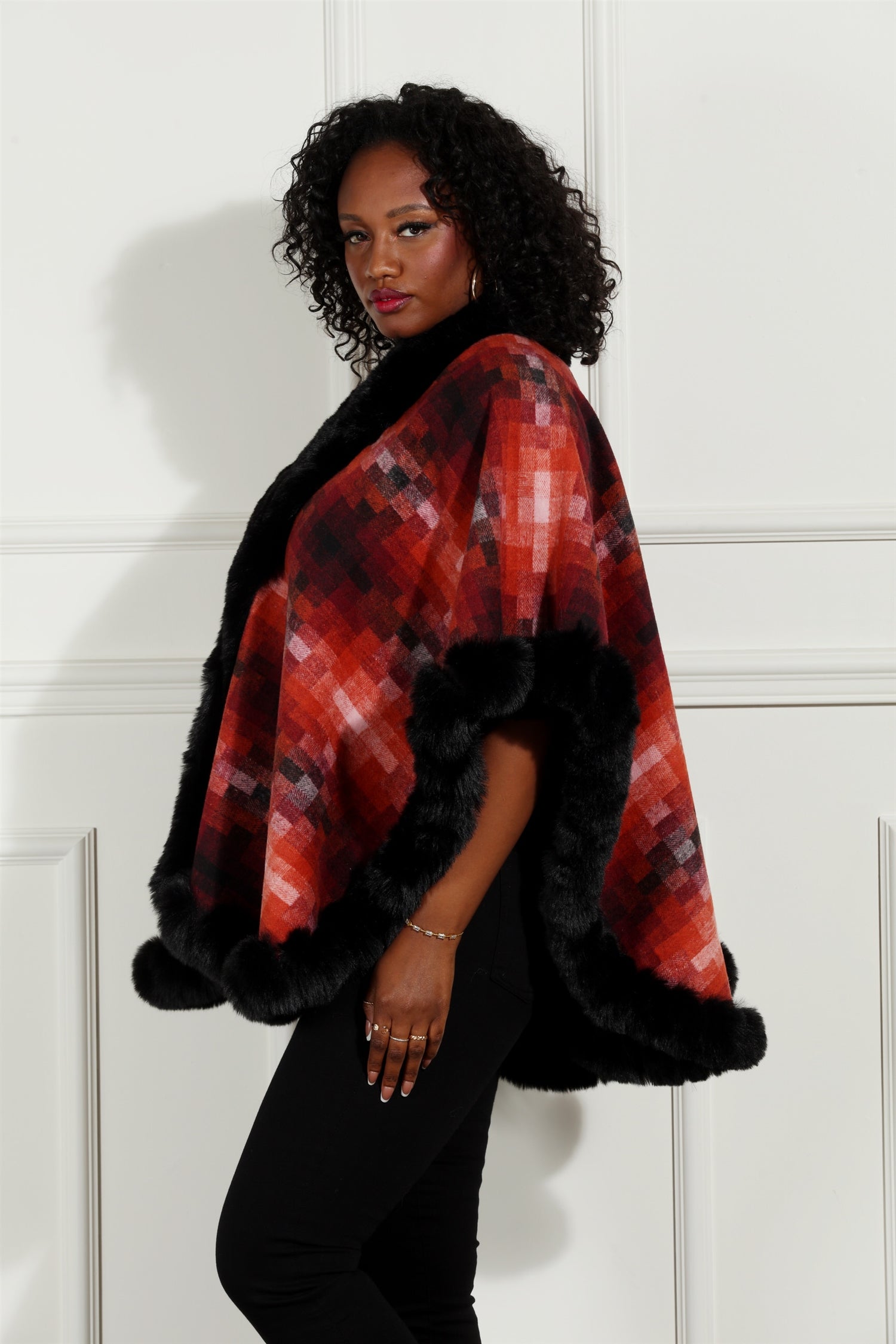 Luxe Moda LM232 Print Faux Fur Cape