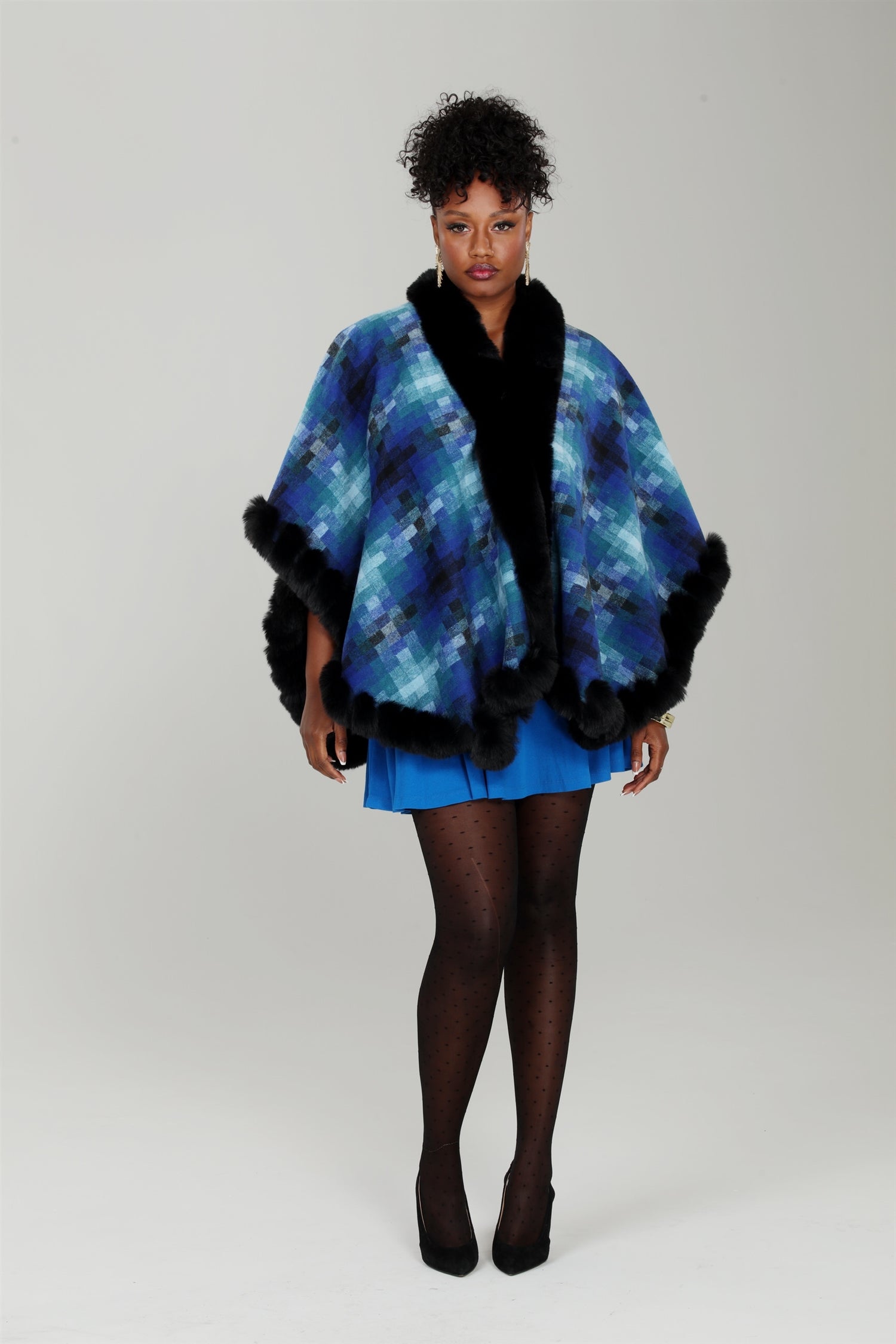 Luxe Moda LM232 Print Faux Fur Cape